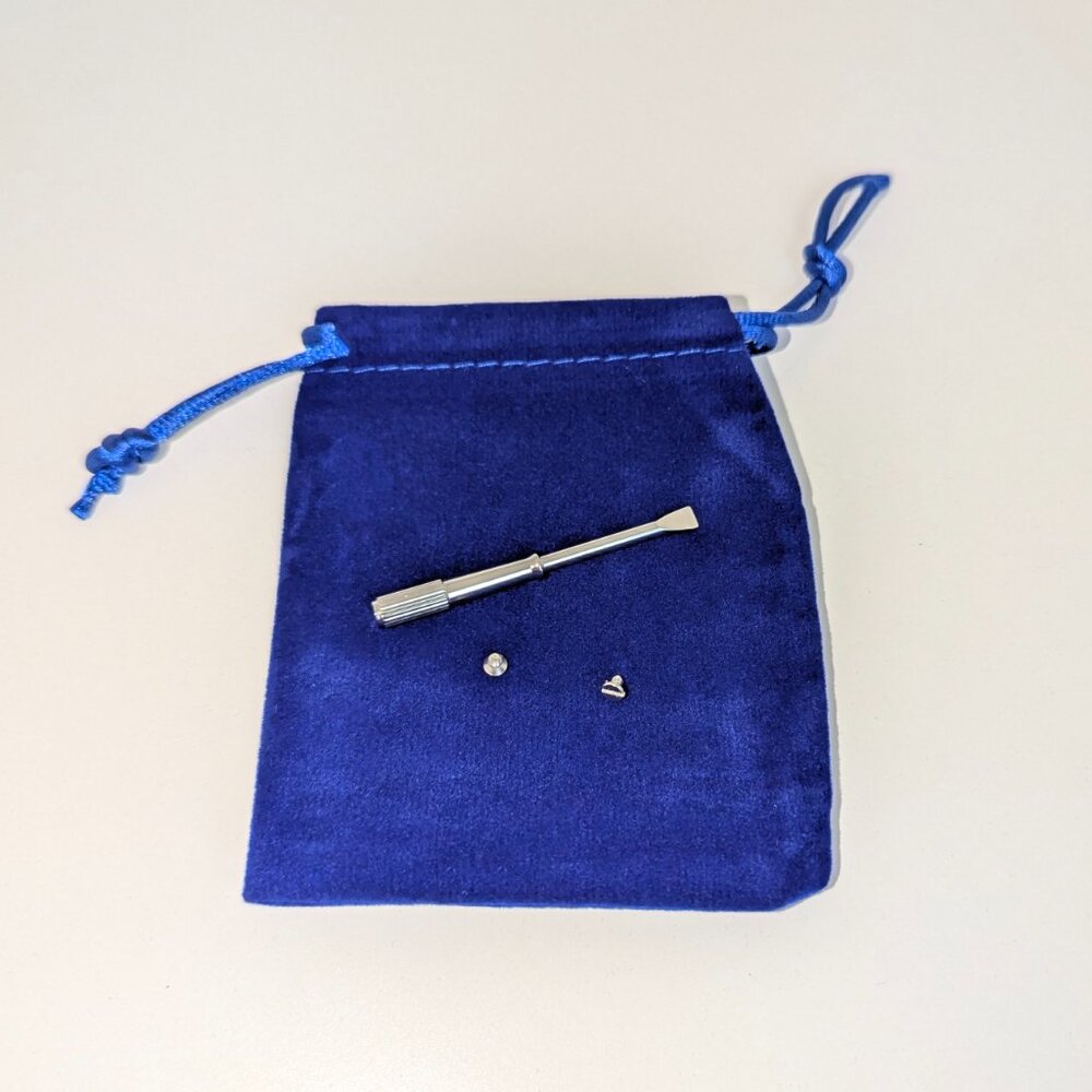 The Love Bracelet Replacement Screw + Screwdriver + Gift Bag Revson Gift… - Picture 9 of 14